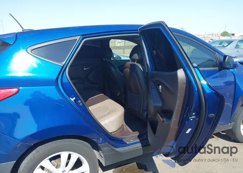 2013 Hyundai Tucson Limited z USA, uszkodzony, nr VIN KM8JU3AC4DU773146